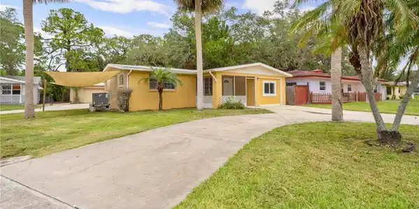 4923 AVERY ROAD
