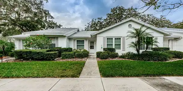 2825 FEATHERSTONE DRIVE