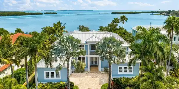 757 HIDEAWAY BAY DRIVE