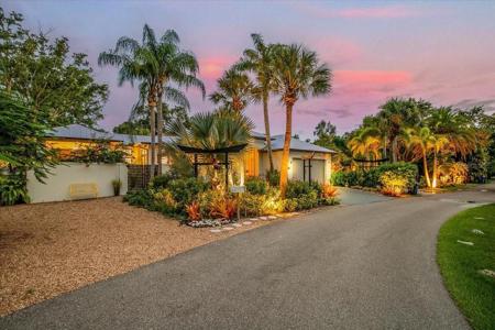 4425 LORDS DRIVE