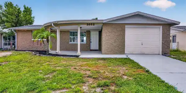 3852 SUNRAY DRIVE