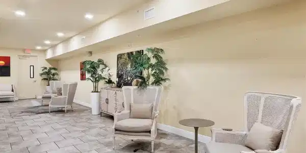 Image 4 Image 4