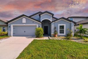 736 CHATHAM WALK