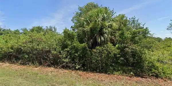 13879 BEGONIA CIRCLE