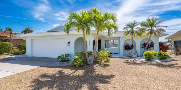 481 HARBOR DRIVE N