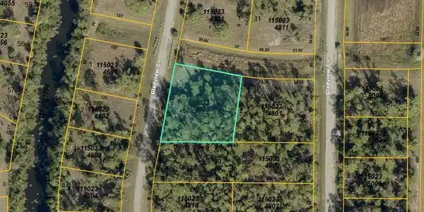 LOT 20 BLOCK 2348 GLADVIEW CIRCLE