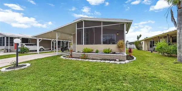 140 RAROTONGA WAY