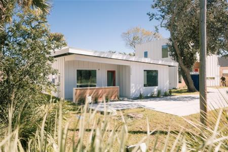 18 SANCHEZ AVENUE
