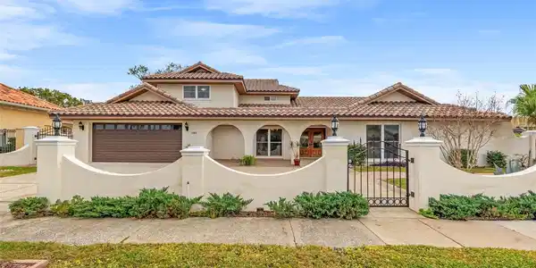 3903 SAND DOLLAR PLACE