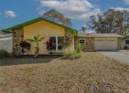 121 COUNTRY VILLAS DRIVE