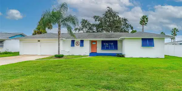 168 E Cory DRIVE