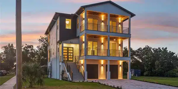 96 SHORE DRIVE