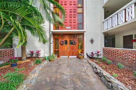 1012 PEARCE DRIVE