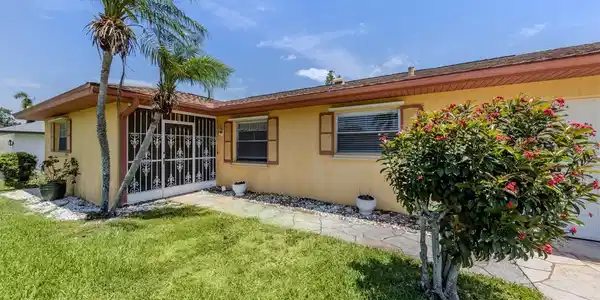 1320 WHISPERING LANE