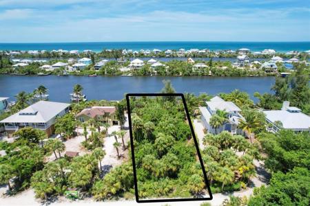 211 KETTLE HARBOR DRIVE