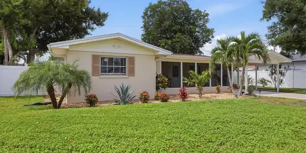 630 E SEMINOLE DRIVE