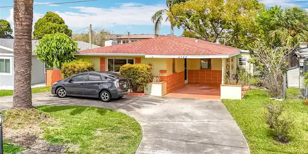 4745 FLORAMAR TERRACE