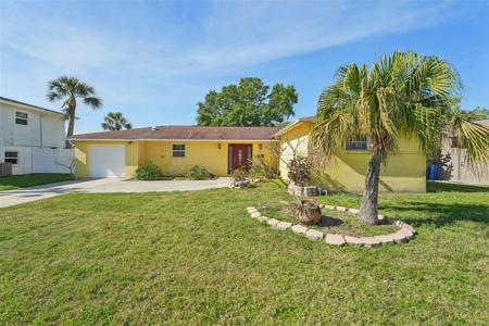 8408 FLAGSTONE DRIVE