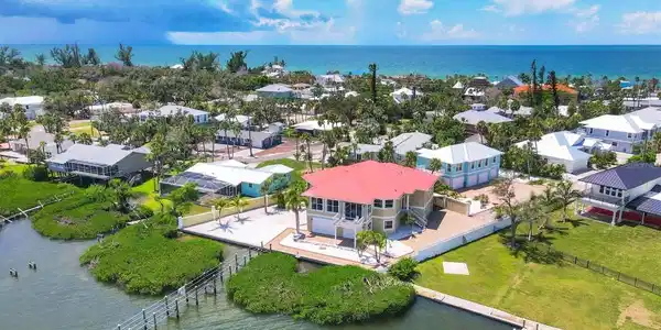 4111 N BEACH ROAD