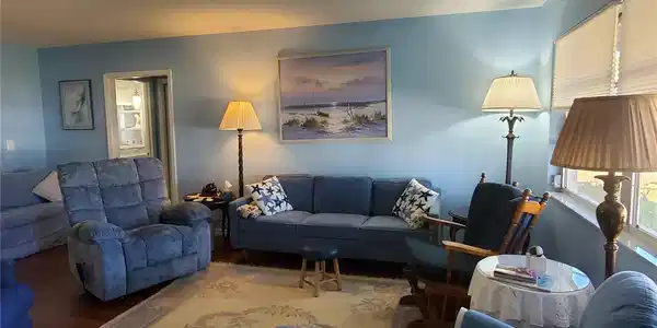 Image 4 Image 4