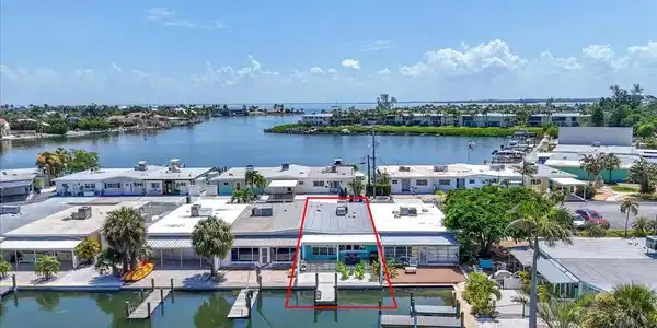 18 SEASIDE COURT