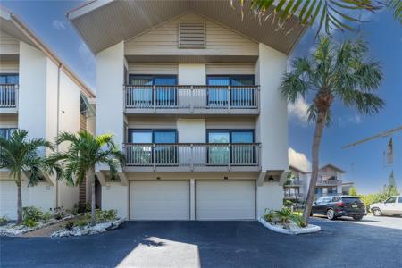 1121 LAKE HOUSE CIRCLE