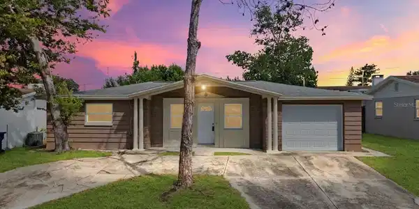 3426 KIMBERLY OAKS DRIVE