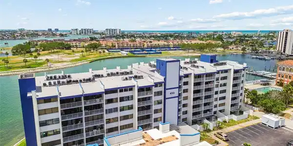 450 TREASURE ISLAND CAUSEWAY