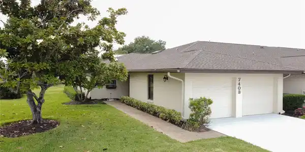7403 CARNOUSTIE DRIVE
