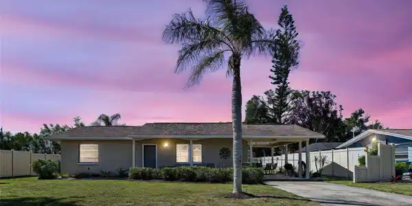 1555 BARBARA PLACE