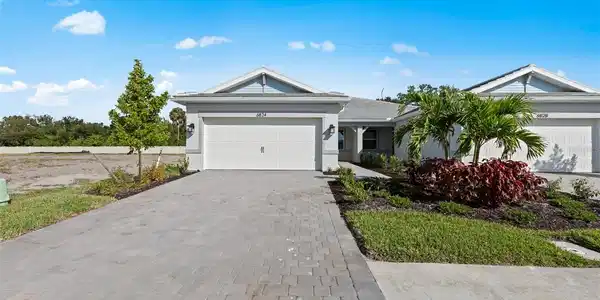 6859 CALI COURT