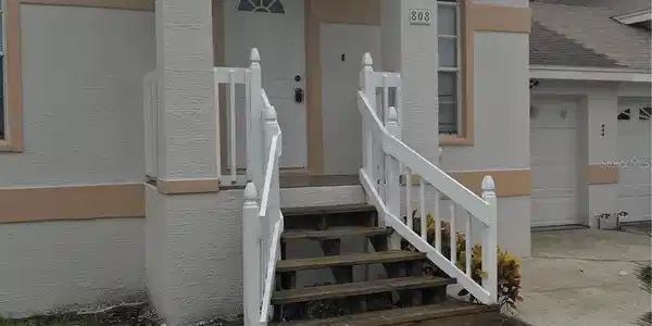 808 SAINT PETERSBURG W