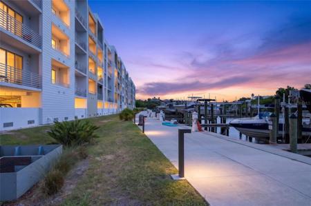 1709 N TAMIAMI TRAIL