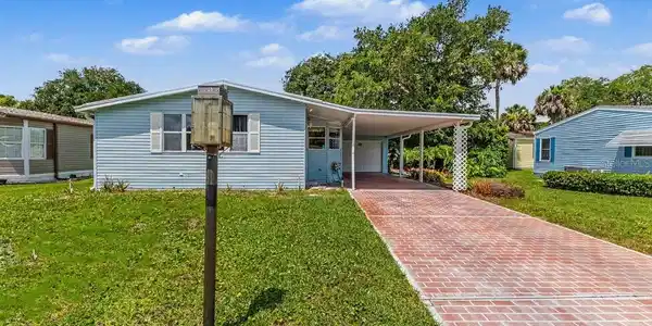 316 PORTSIDE LANE