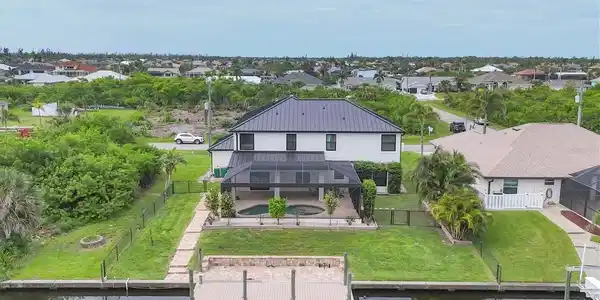 15530 AQUA CIRCLE