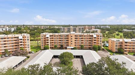 4550 PINEBROOK CIRCLE