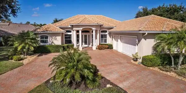 11443 SAVANNAH LAKES DRIVE