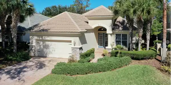 20 BLUE HERON LANE