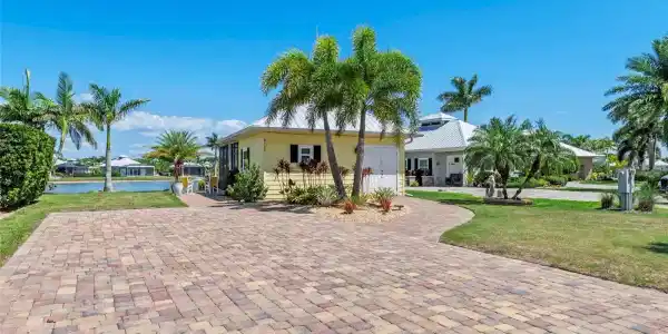8503 SW SAND CRANE CIRCLE