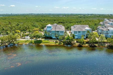 304 SAPPHIRE LAKE DRIVE
