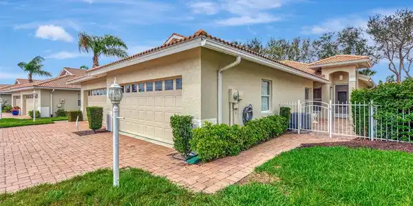 1113 TOPELIS DRIVE