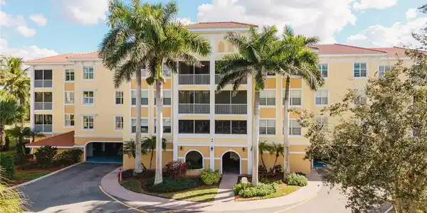 255 WEST END DRIVE