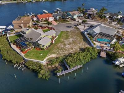 6646 DOLPHIN COVE DRIVE