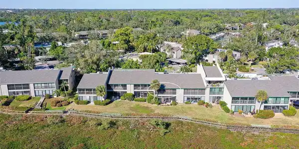 1518 PELICAN POINT DRIVE