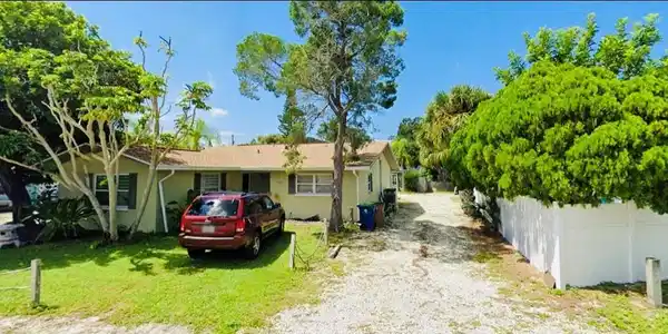 2506 BAY
