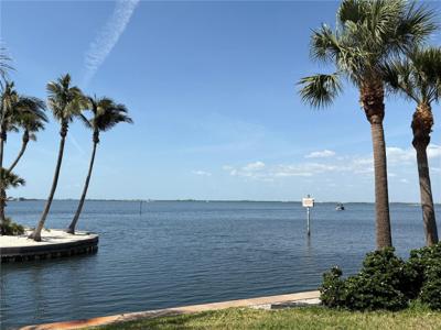 4968 GULF OF MEXICO DRIVE