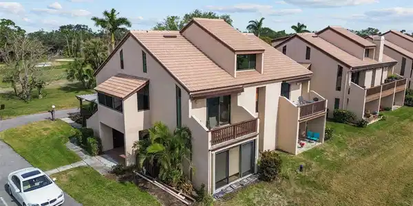 1326 PELICAN CREEK CROSSING