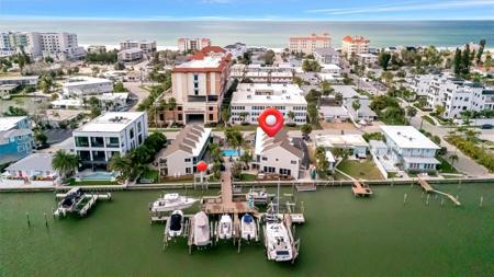 673 BAY ESPLANADE