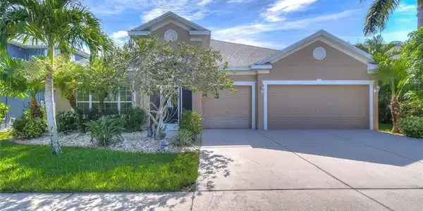 1734 MIRA LAGO