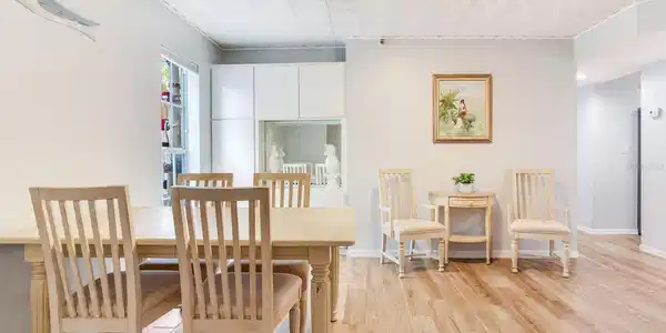 Image 4 Image 4